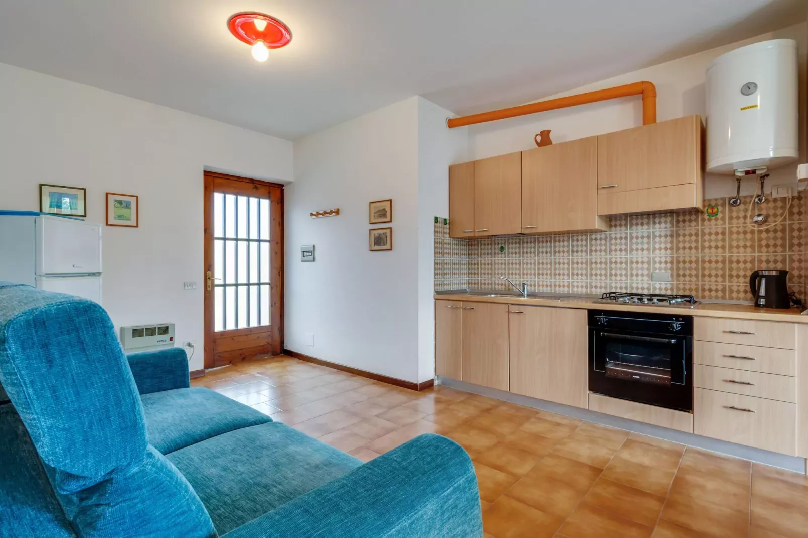 Sole del Garda V7-Kitchen