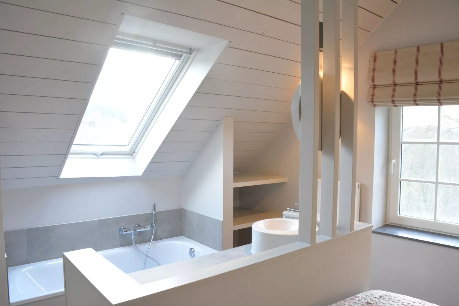 Chant des Pierres-Bathroom