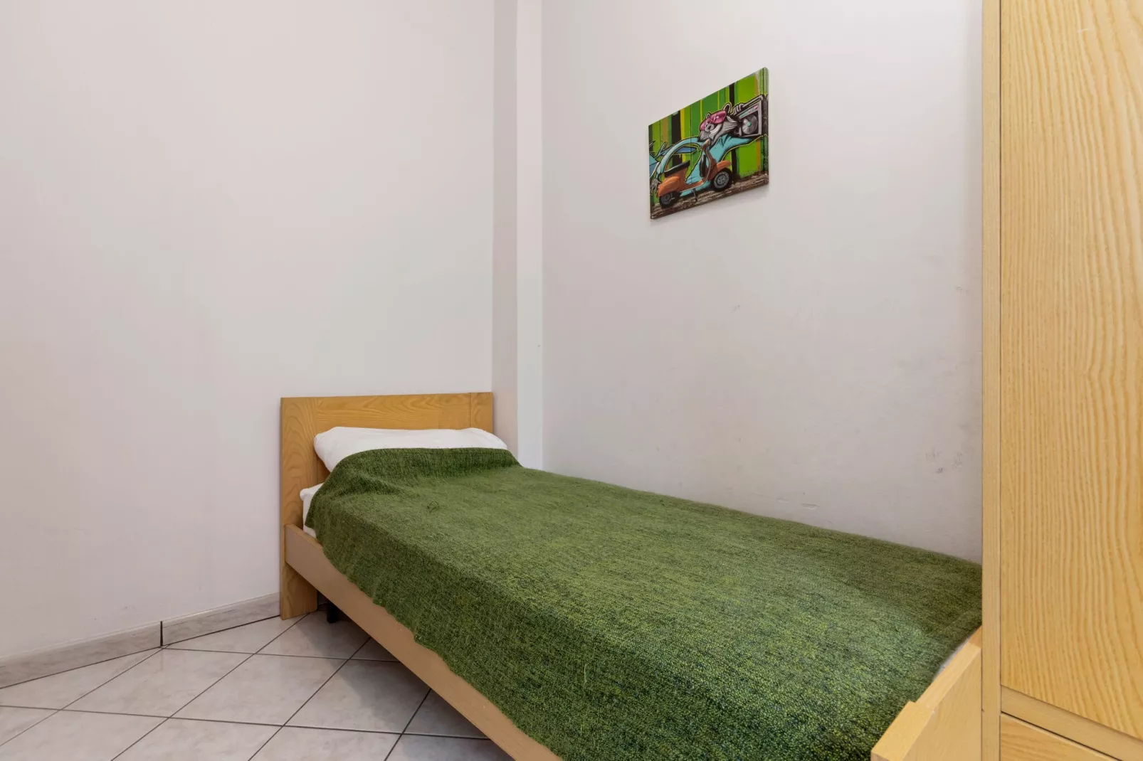 Chiara Otto-Bedroom
