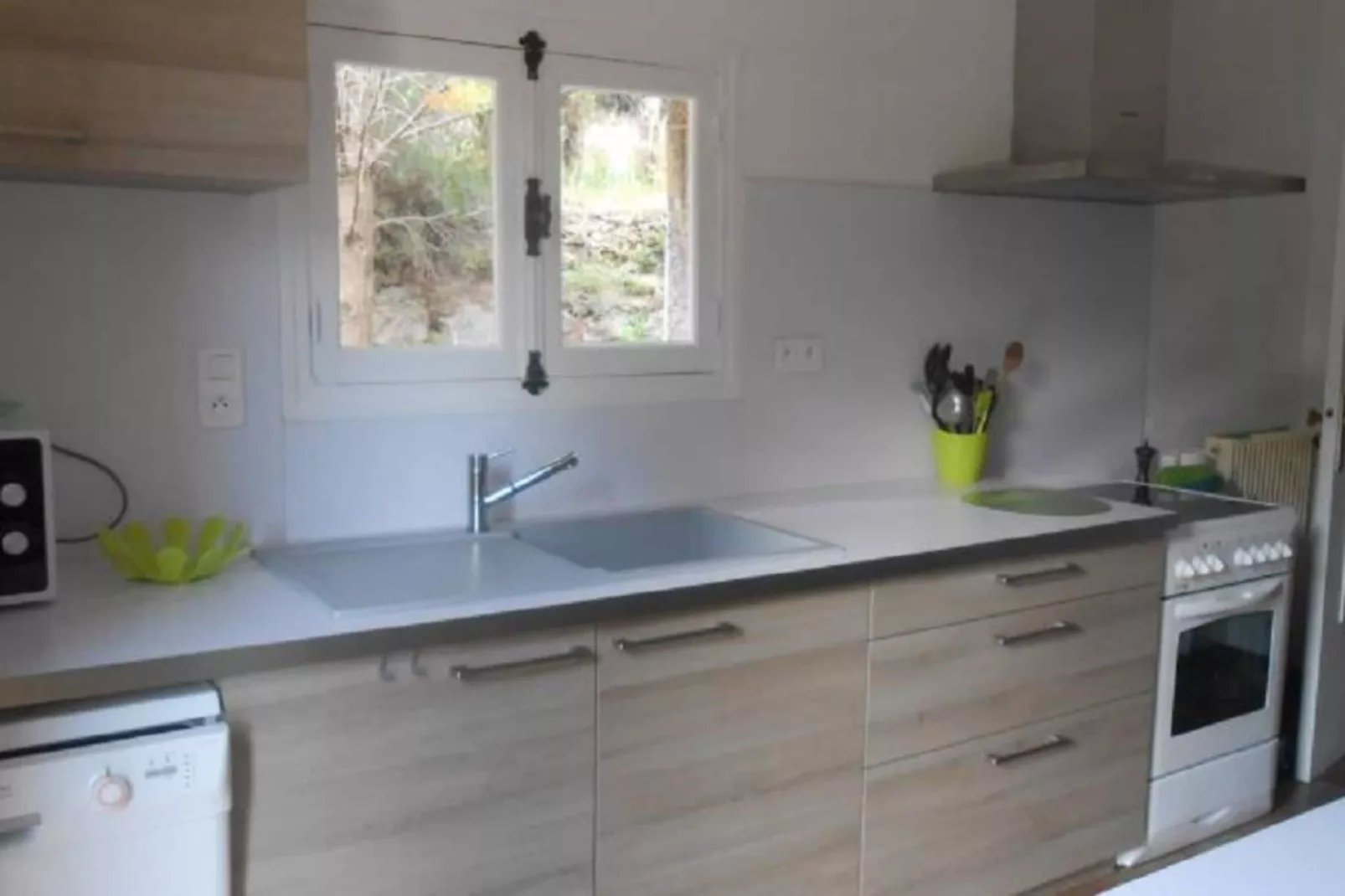 L'Oustal de Vieussan-Kitchen