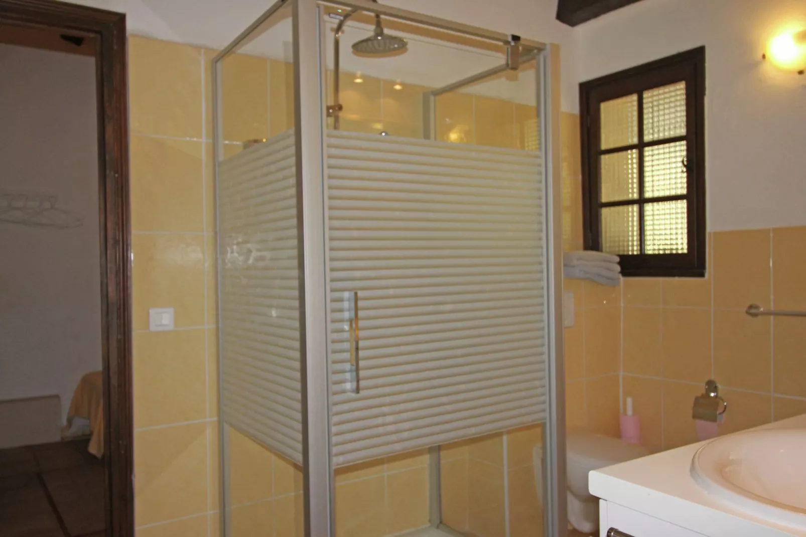 Mas des Vignes-Bathroom