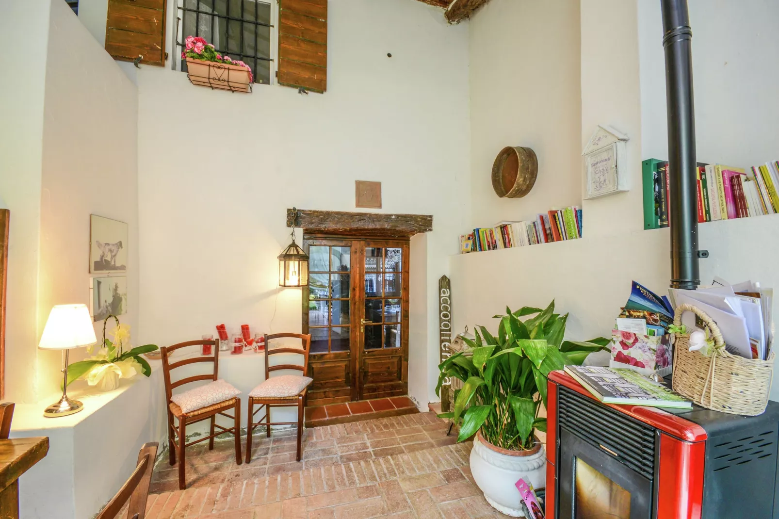 Ca Bianca-Living room