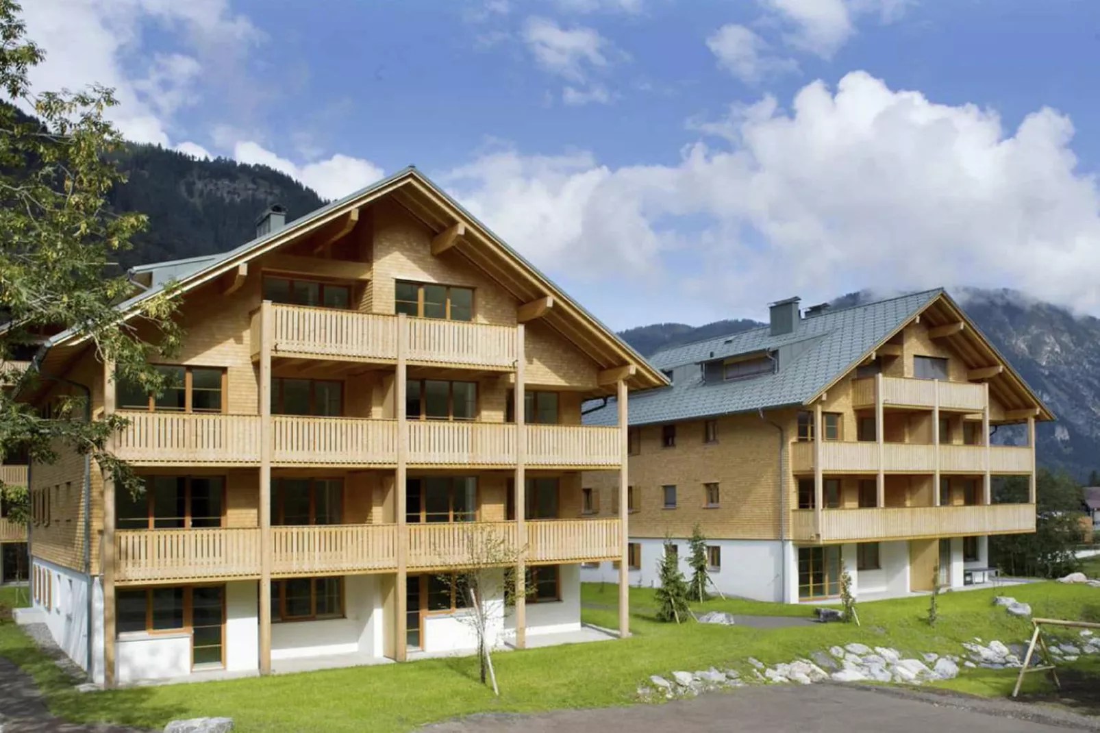 Mountain Lodge Brand-Exterior summer