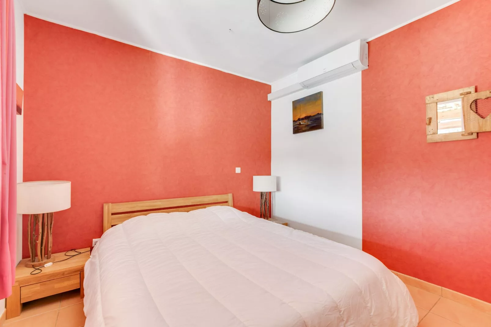 Villa Les Muriers-Bedroom