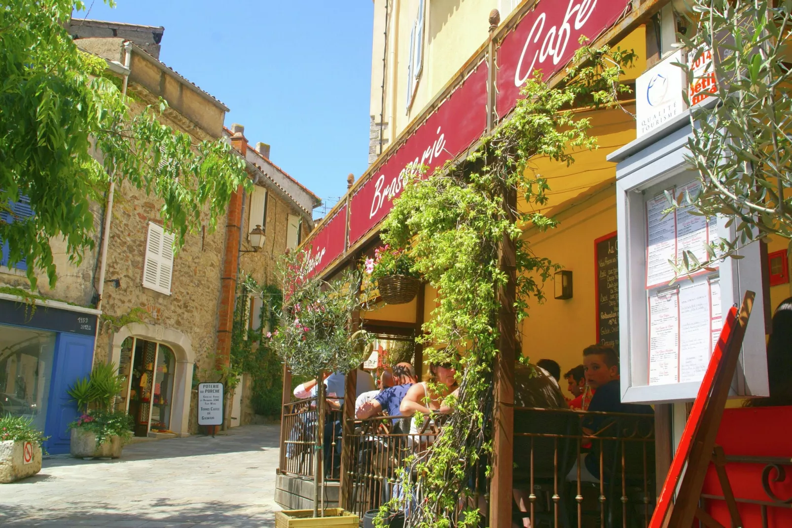 Mas des Vignes-Areas summer 5km