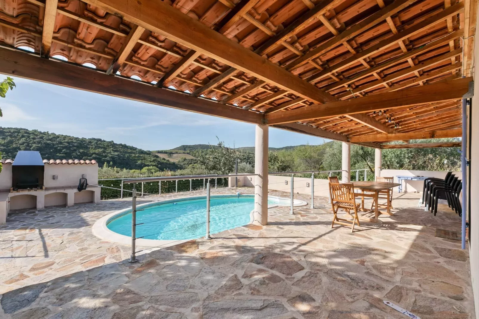 Villa Les Muriers-Terrace balcony