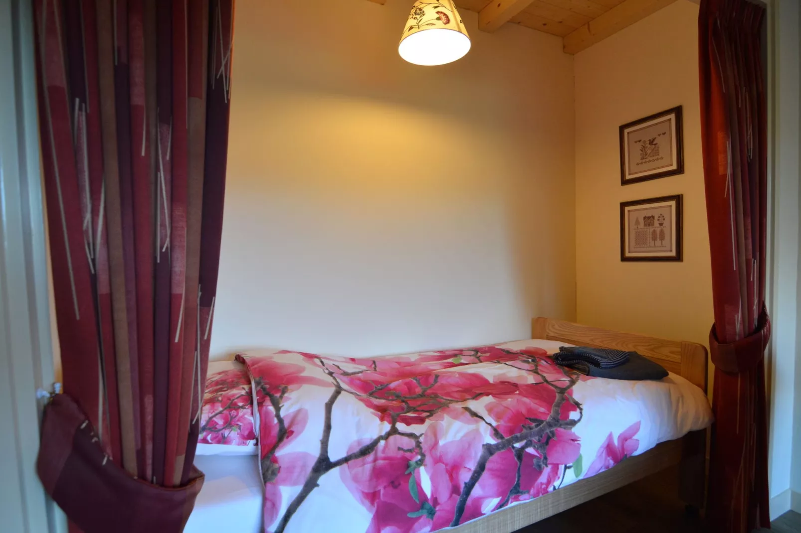 Broodkast-Bedroom