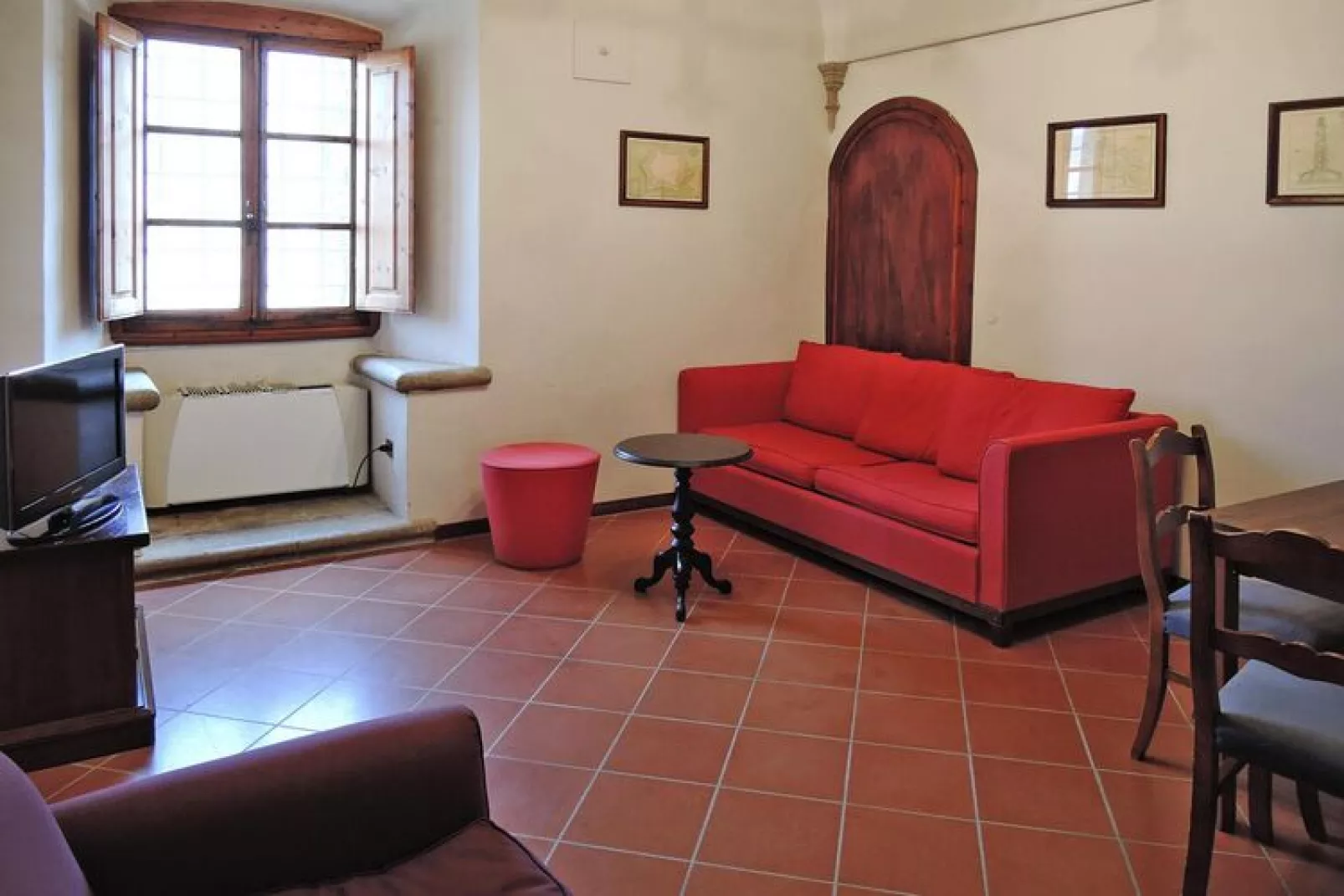 Holiday residence Villa Pitiana Donnini - Type 2-Raum-App Typ A 45 qm-Salon