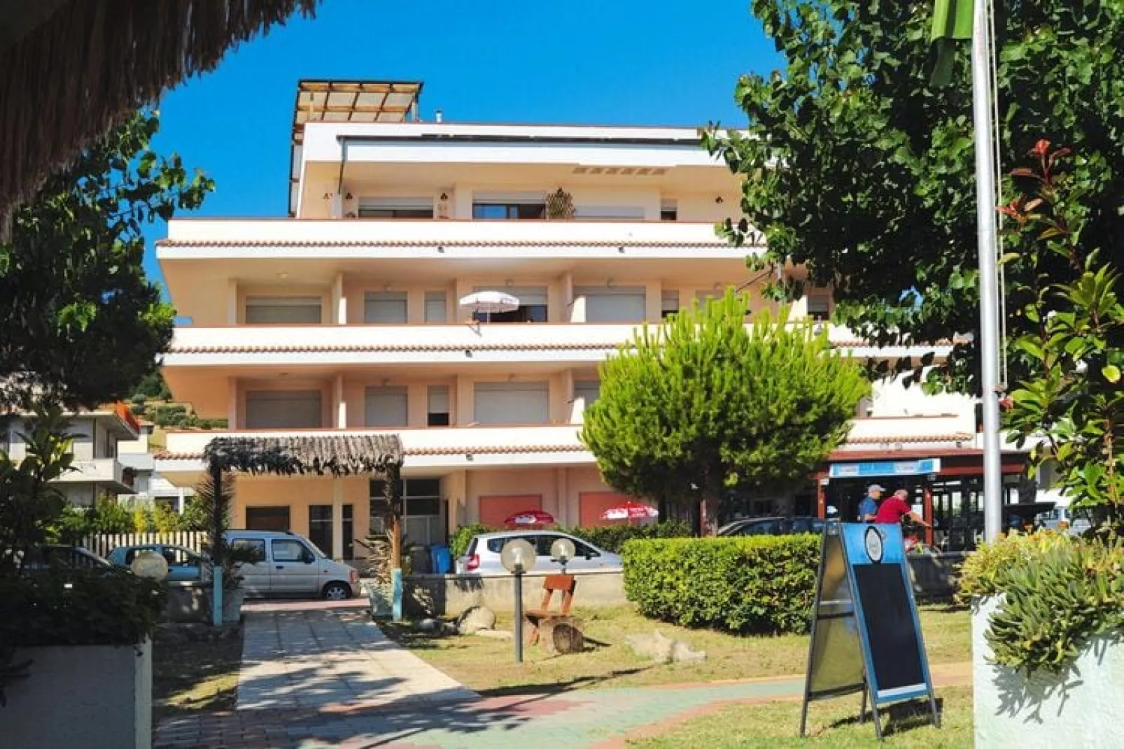 Residence Ideale Silvi Marina - Mono-Außenbereich Sommer