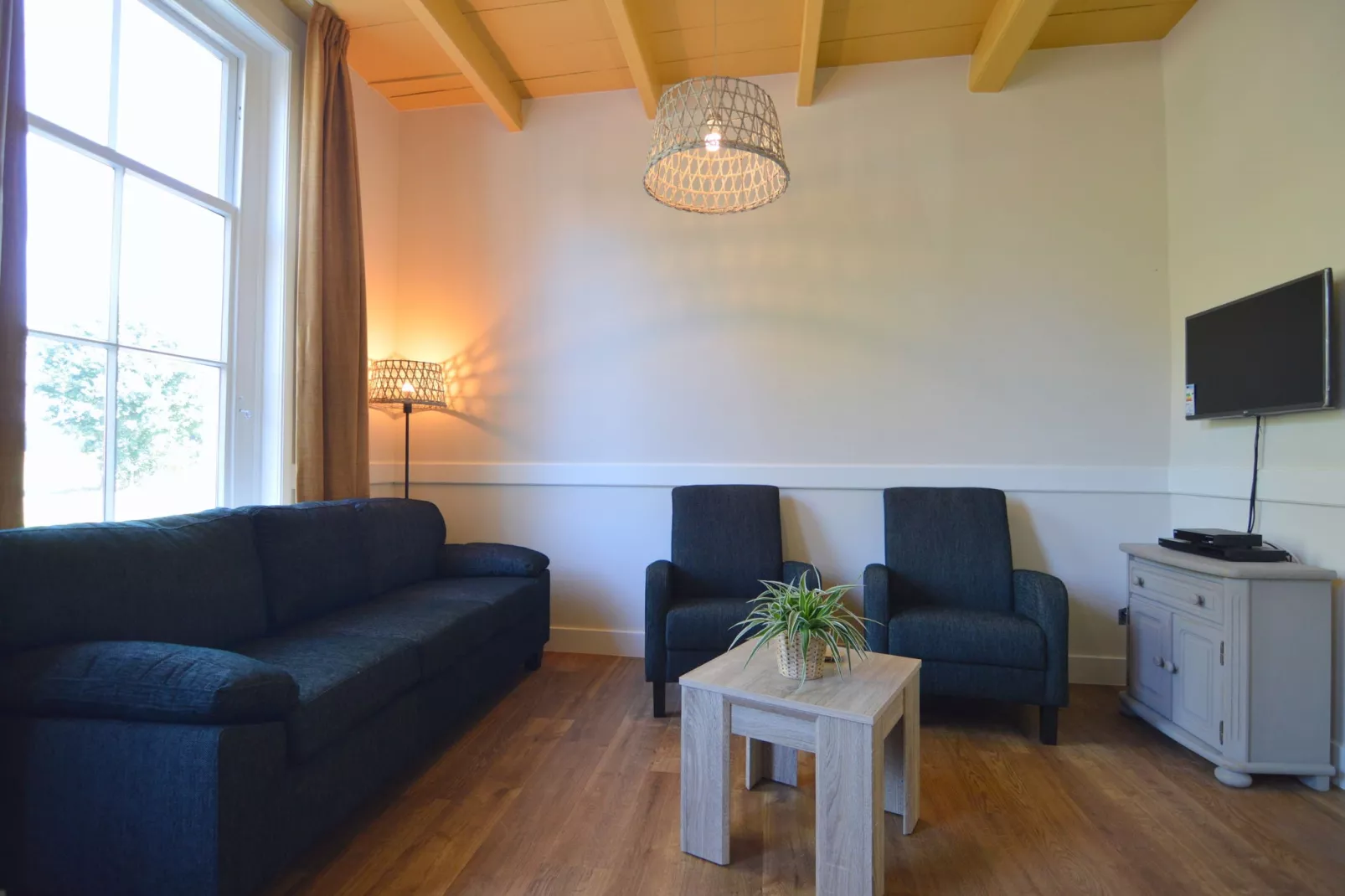 Bakhuus-Living room