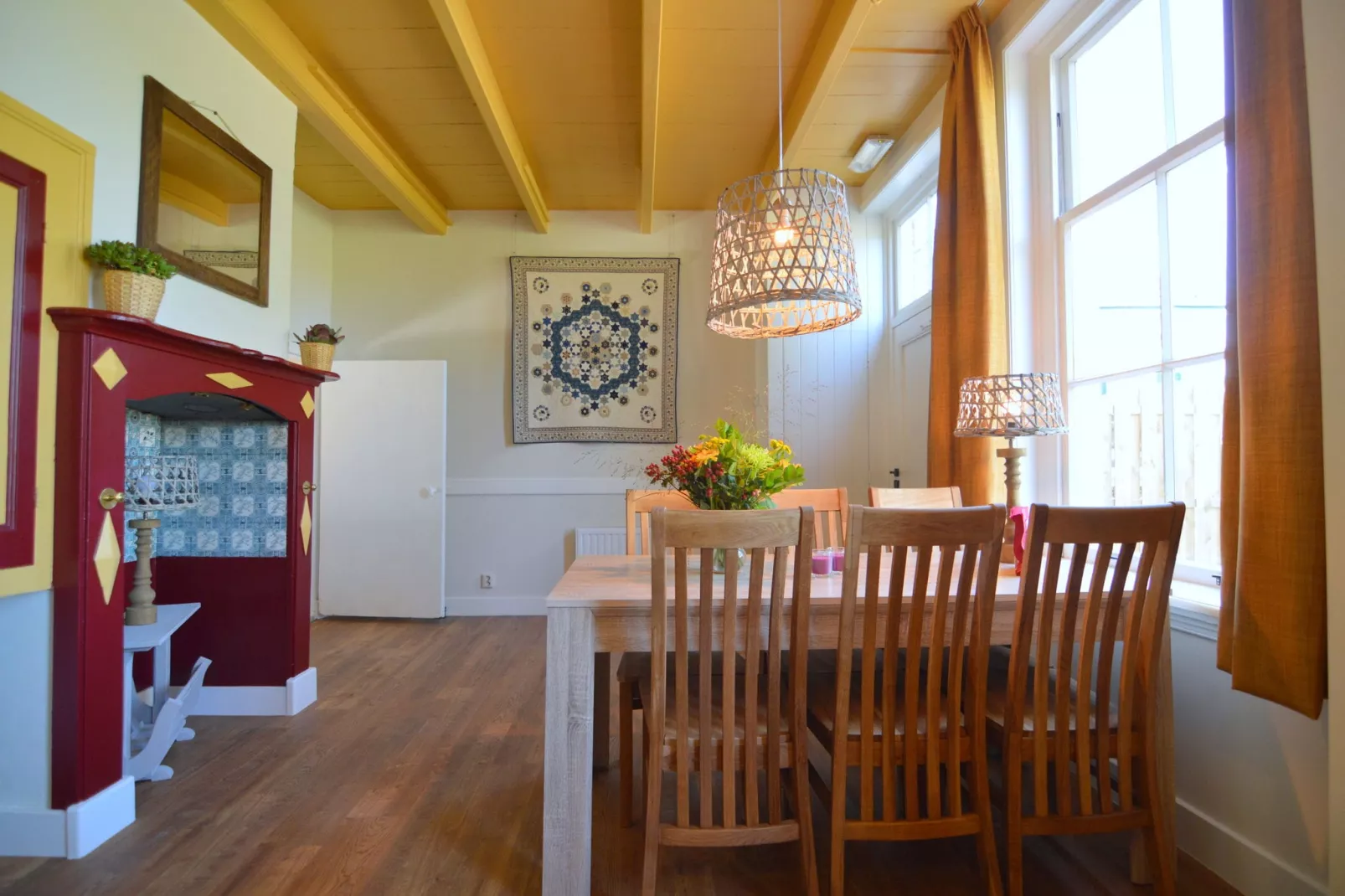 Bakhuus-Dining room