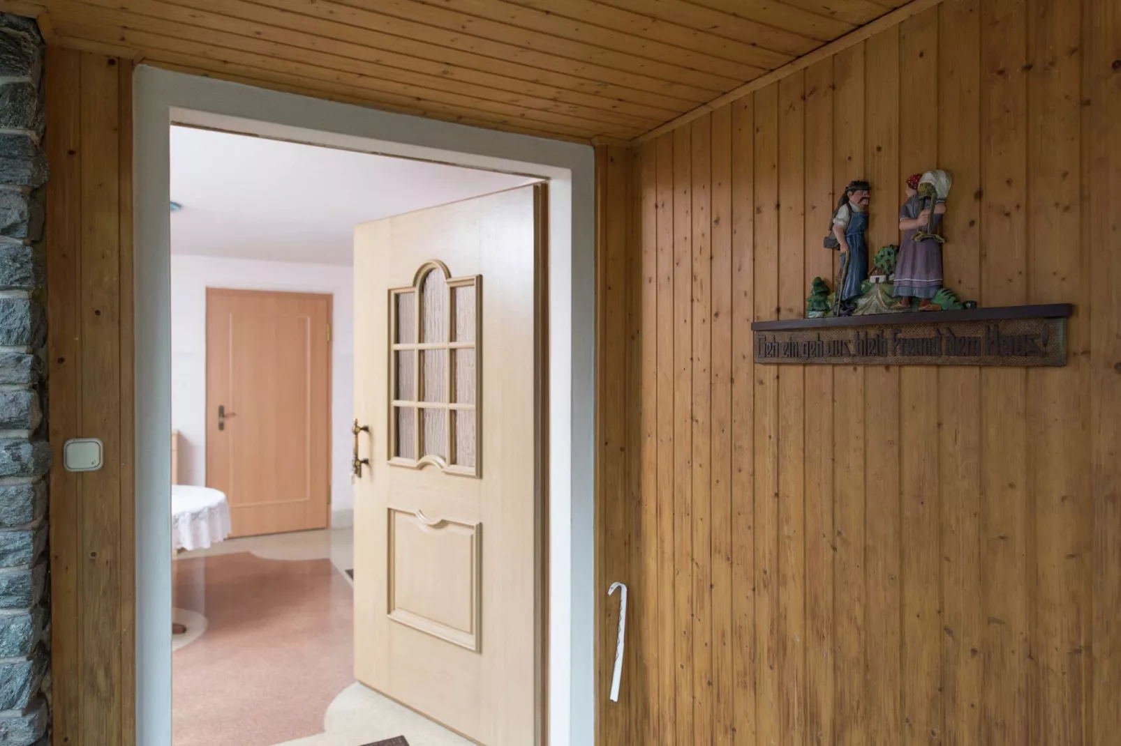 Im Erzgebirge-Hall & reception