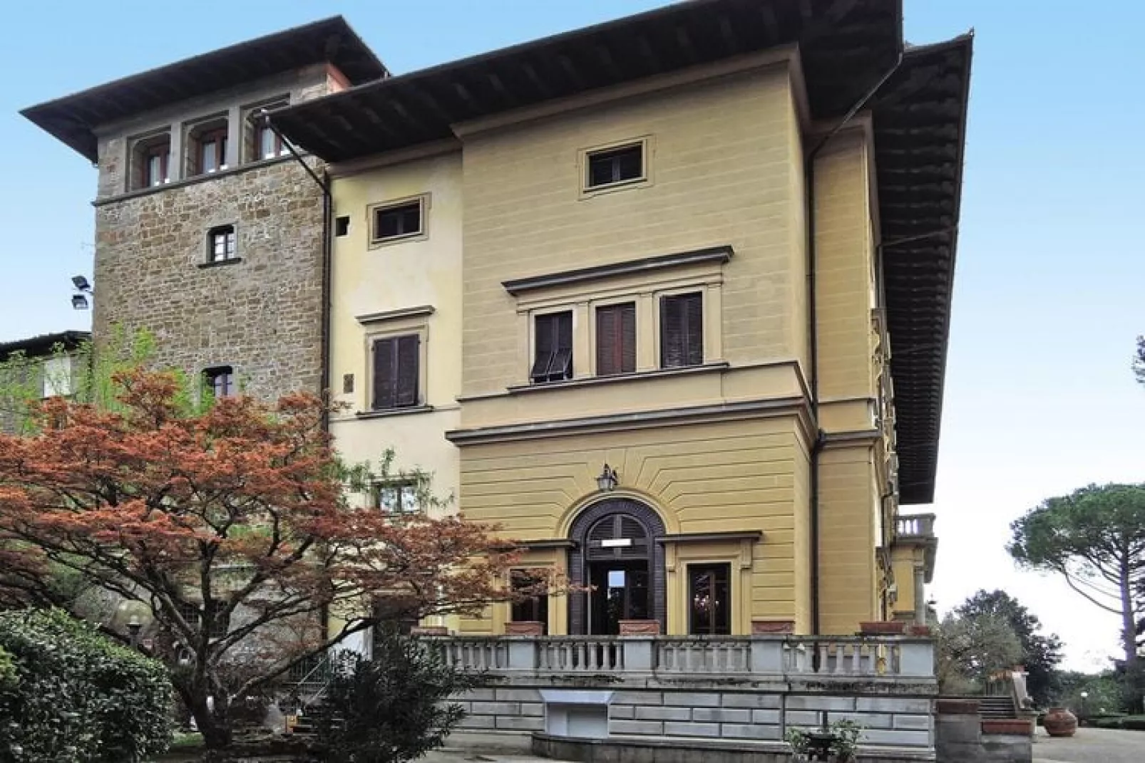 Holiday residence Villa Pitiana Donnini - Type 3-Raum-App Typ B 55 qm-Exterior summer