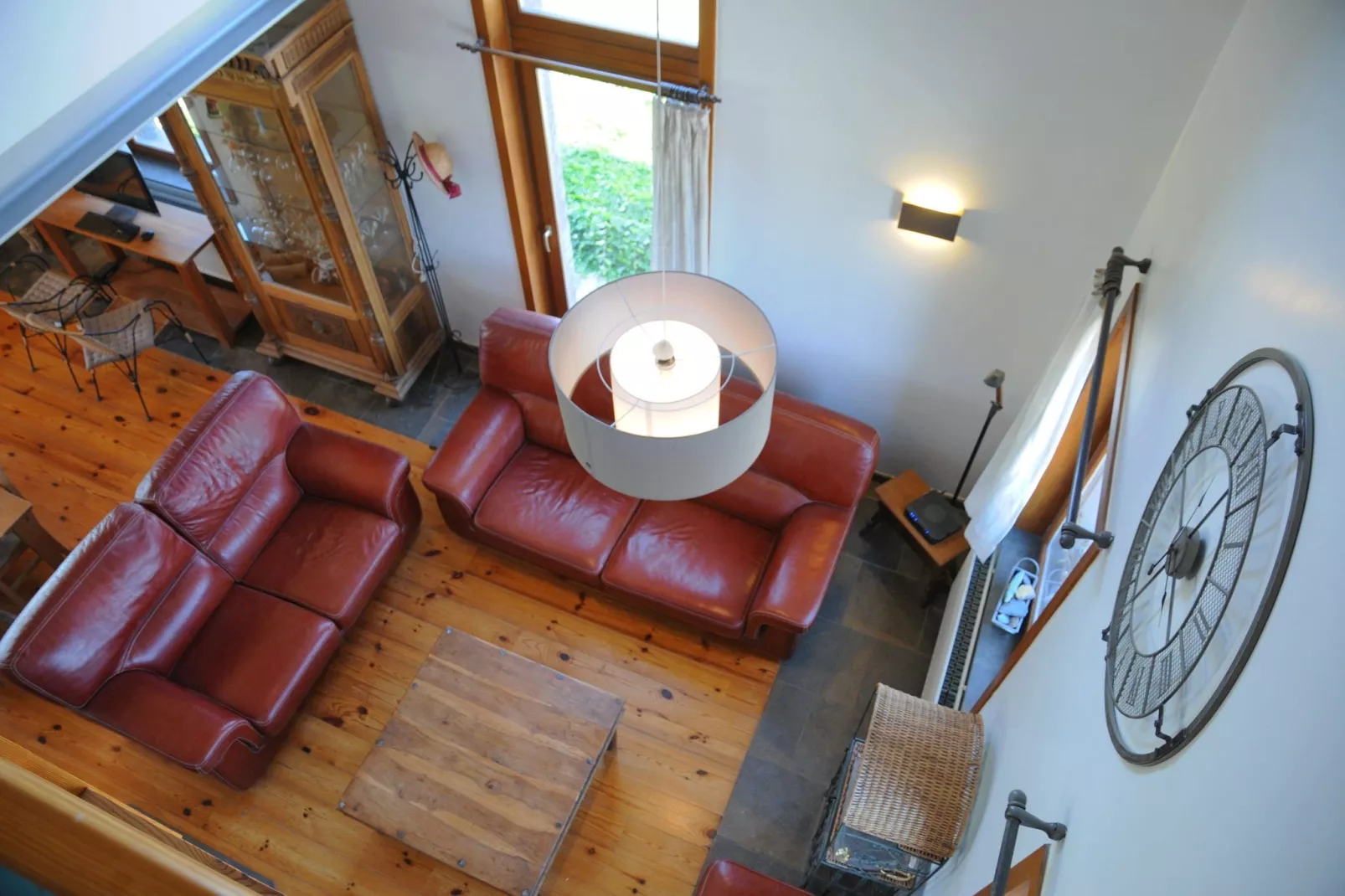 A cote de l'epicerie-Living room