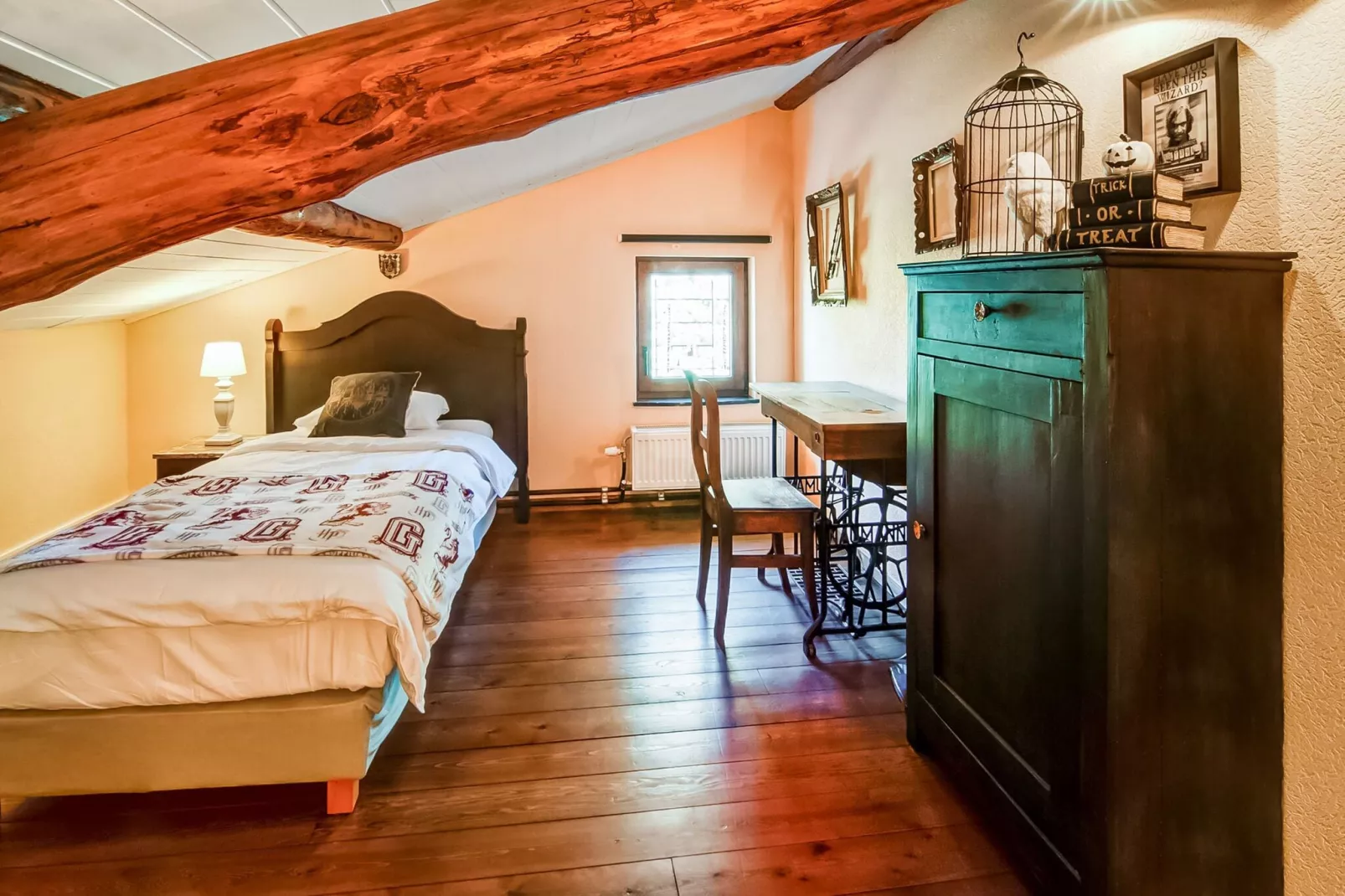 Les Pénates-Bedroom