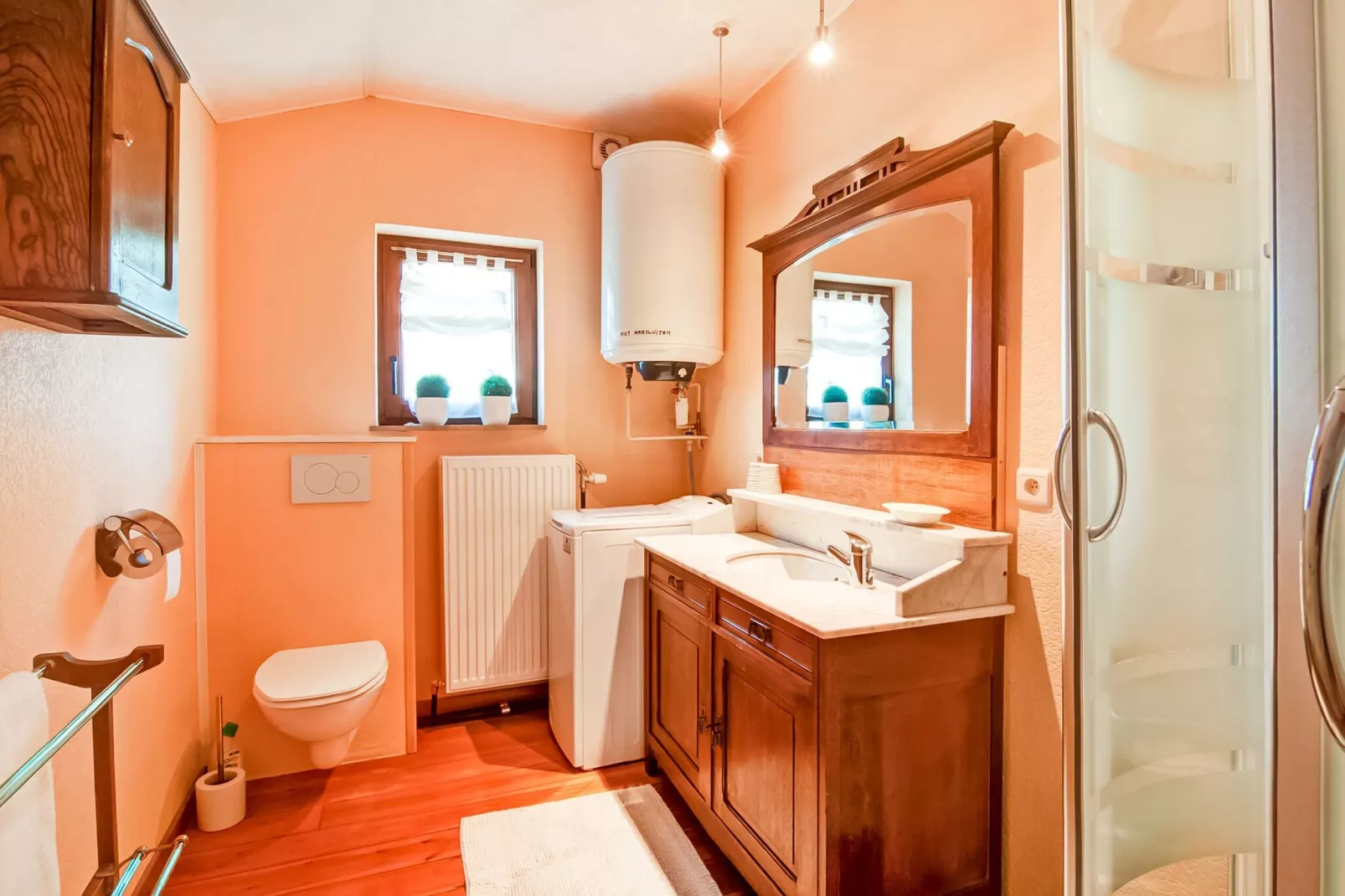 Les Pénates-Bathroom