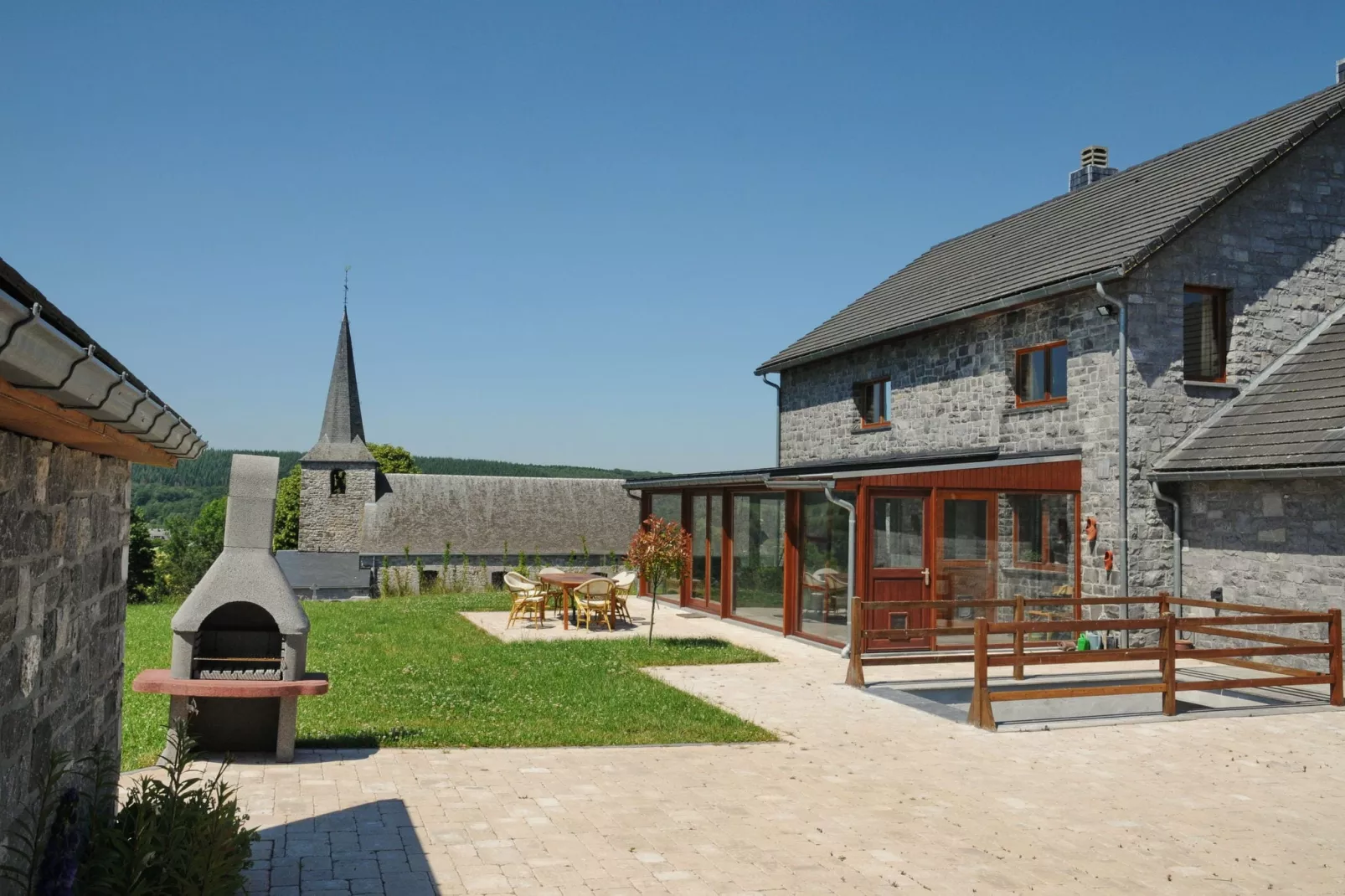 A cote de l'epicerie-Gardens summer