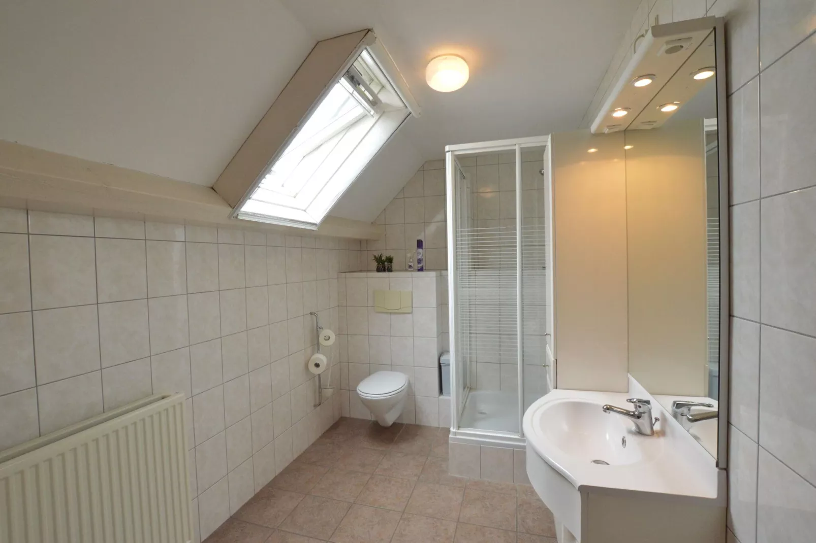 Vakantieboerderij de open schuur-Bathroom