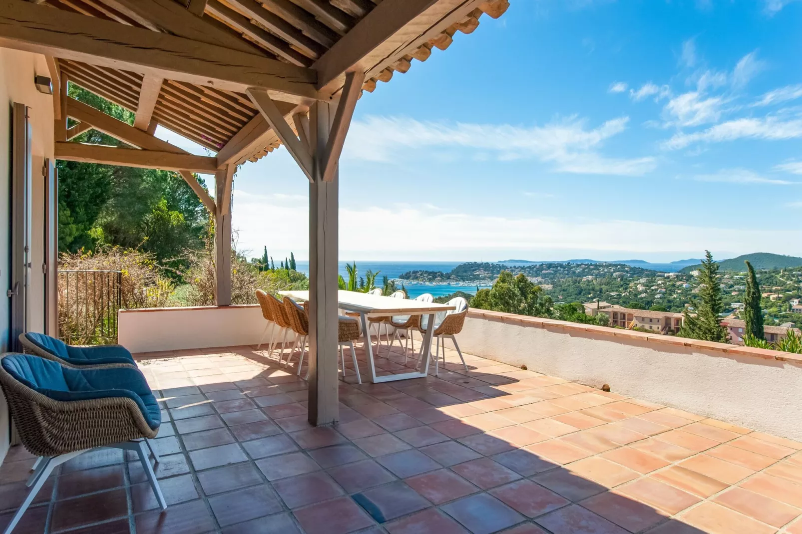 Villa Balou-Terrace balcony
