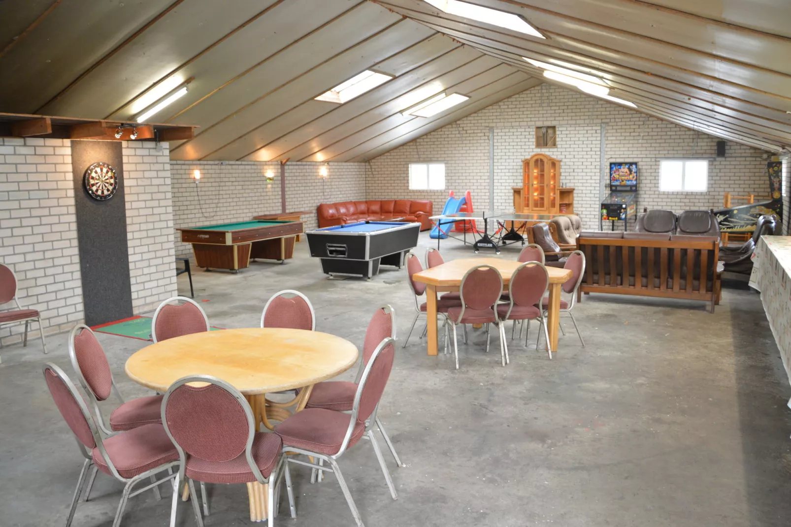 Paradiso-Recreation room