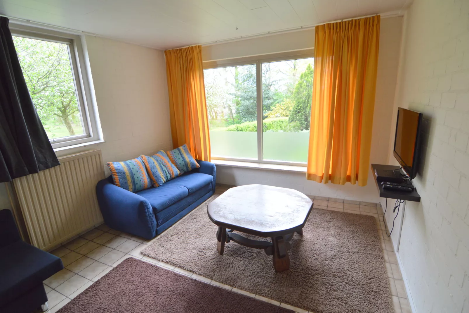 Paradiso-Recreation room