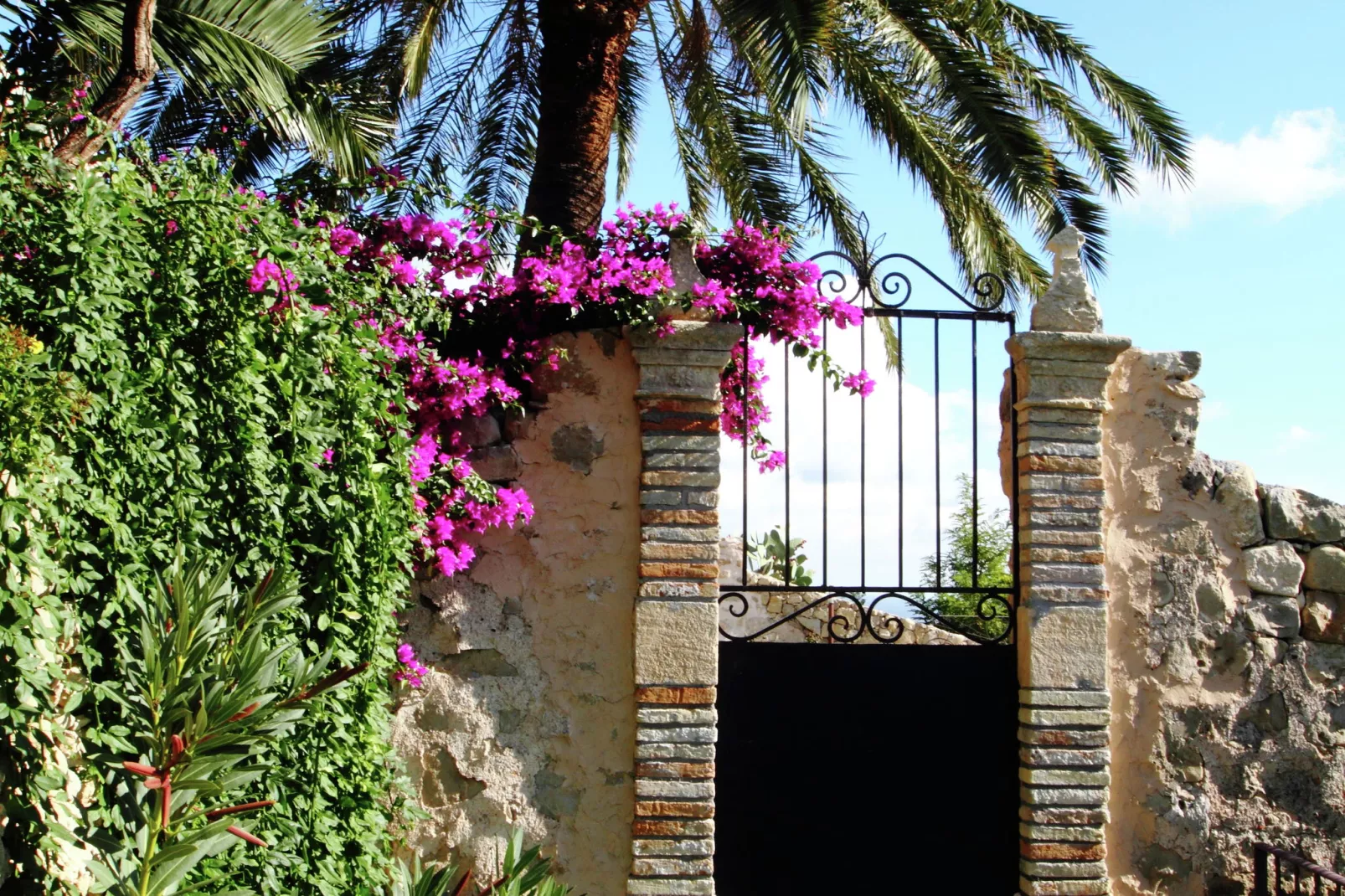 Vecchia Dimora Resort-Gardens summer