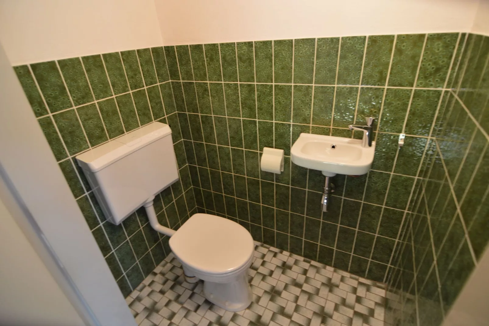Paradiso-Bathroom