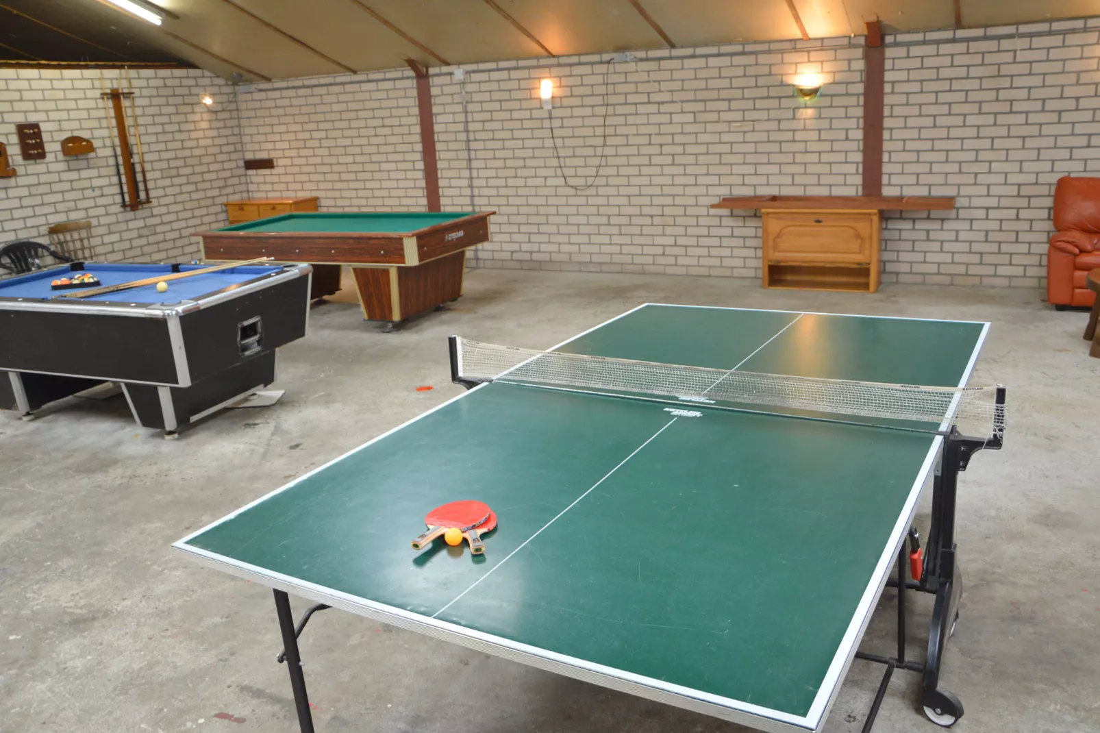 Paradiso-Facilities