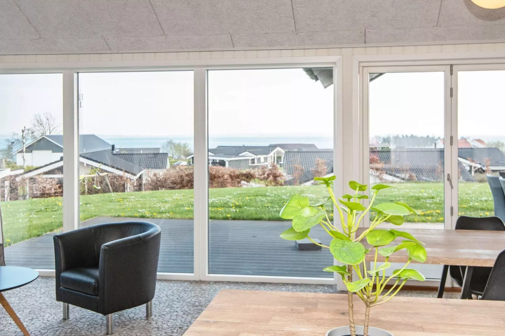 10 person holiday home in Rønde-By Traum-Indoor