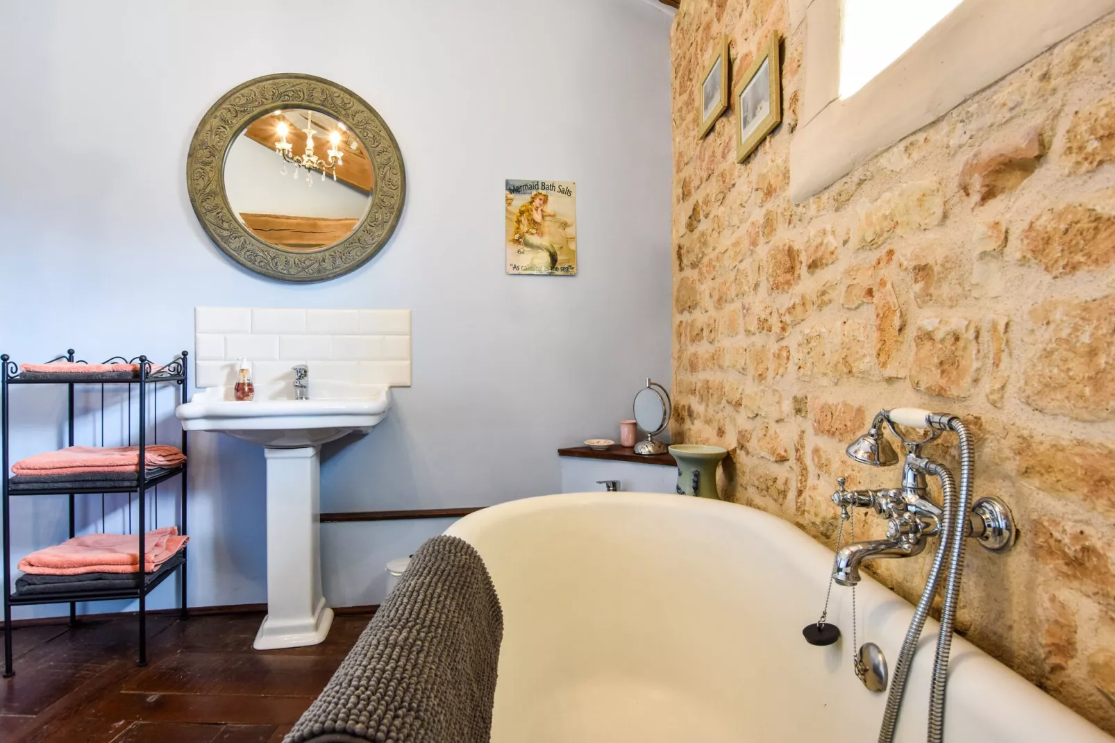 Maison fabuleuse avec piscine-Bathroom