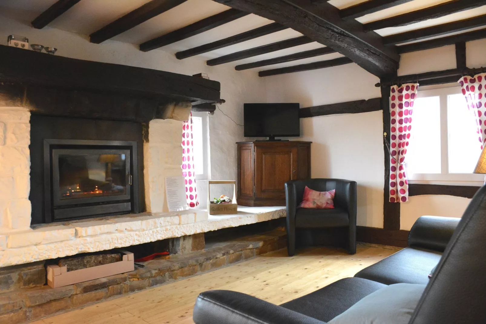 Charme Han Lesse-Living room