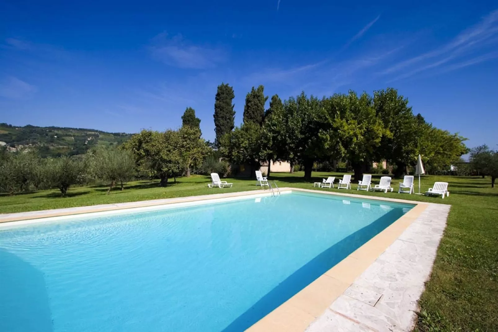 Ovello-Pool