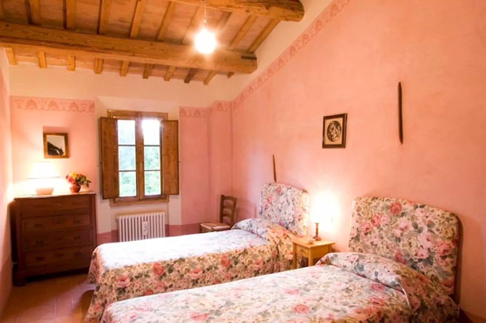 Ovello-Bedroom