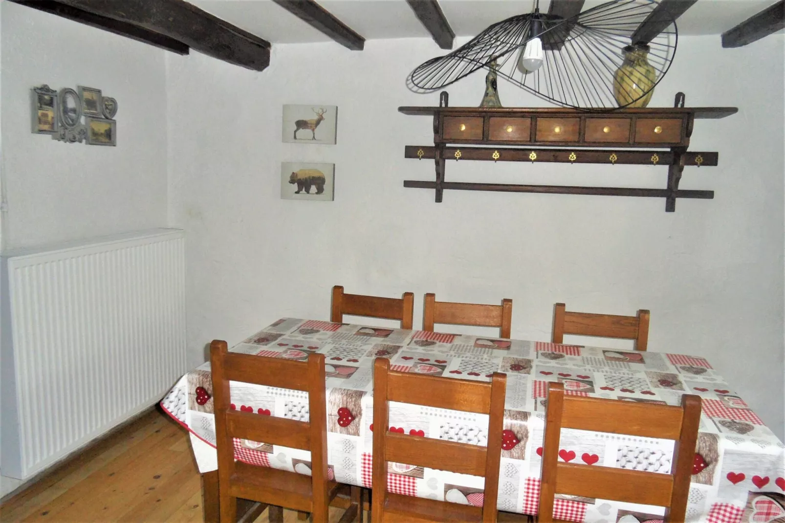 Charme Han Lesse-Dining room