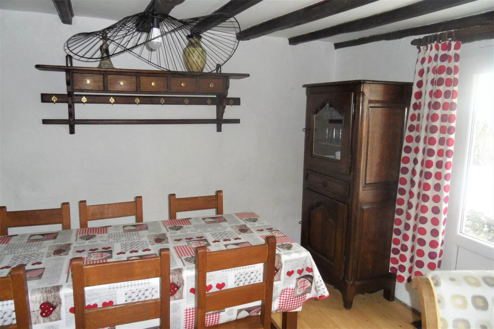 Charme Han Lesse-Dining room
