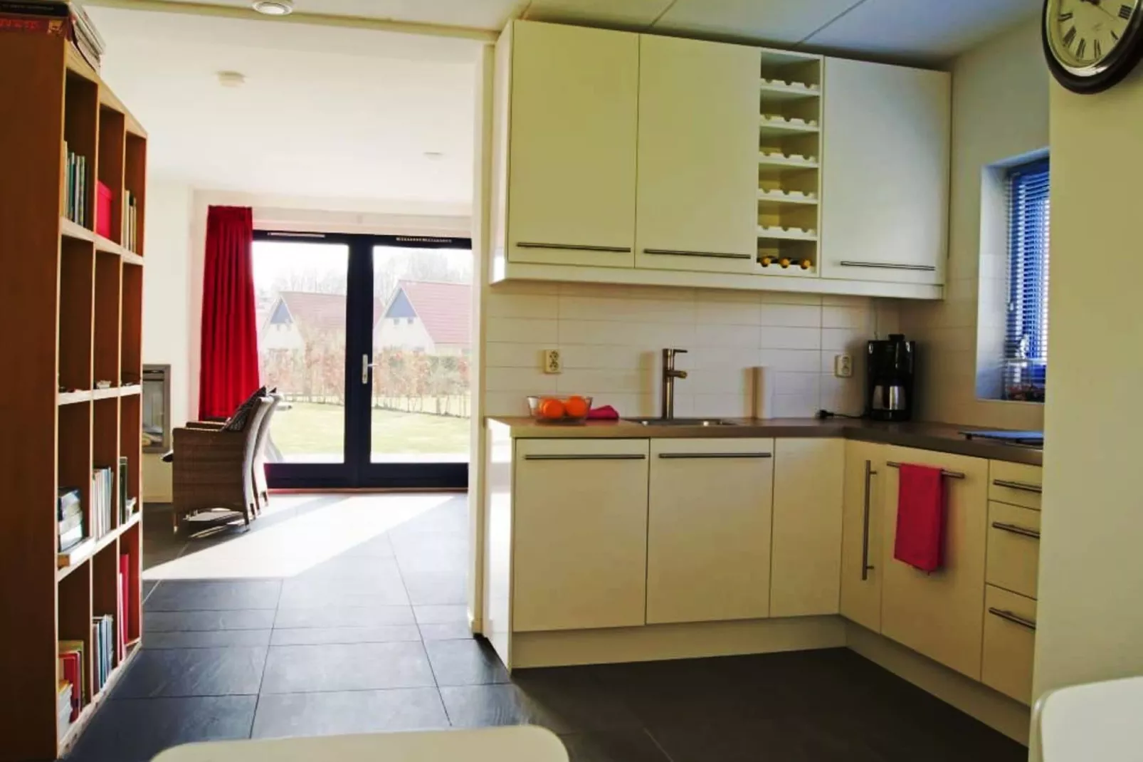 Vakantiepark Bergumermeer 6-Kitchen