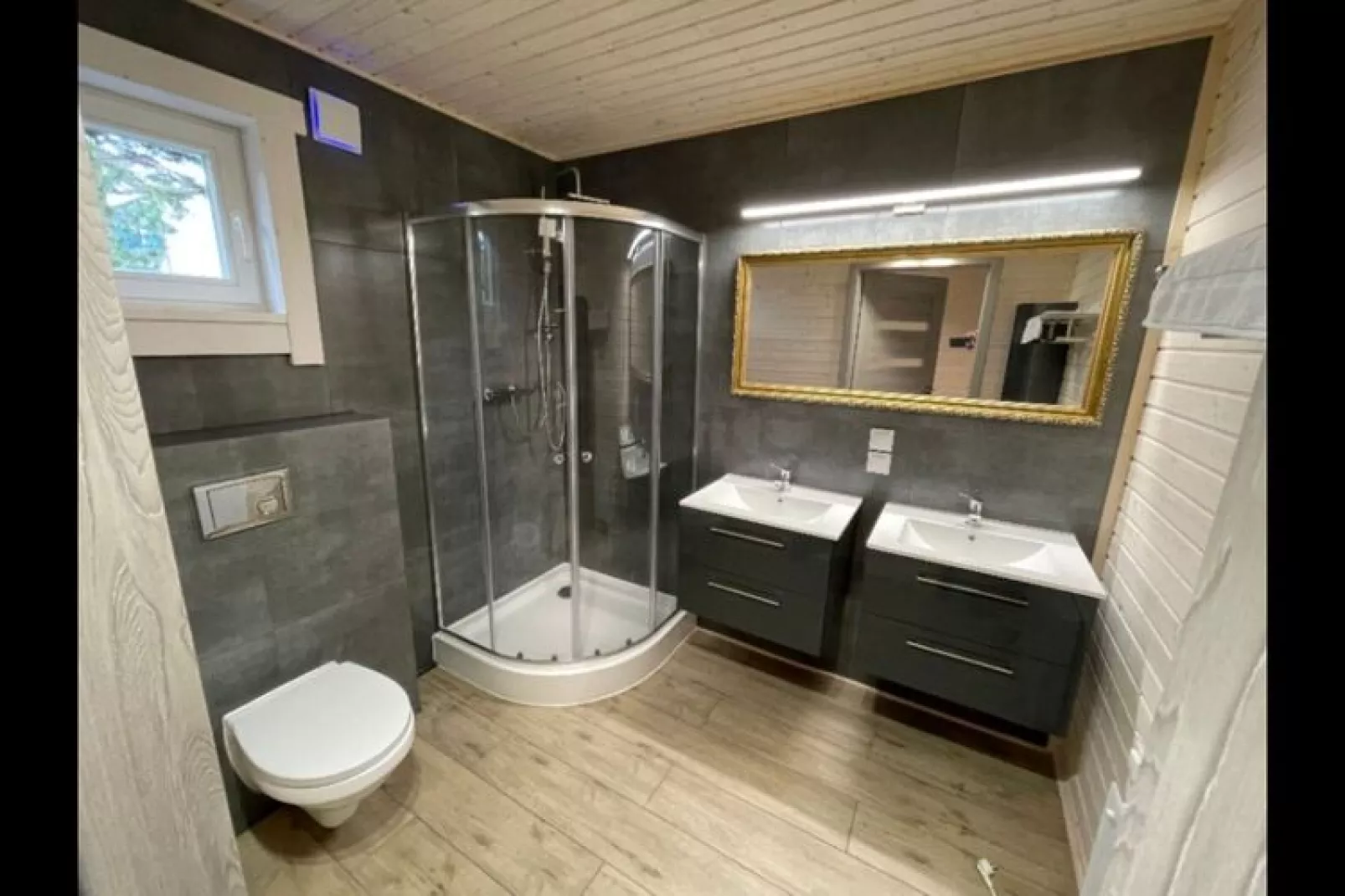 Holiday homes with pool in  Mrzezyno-Bathroom
