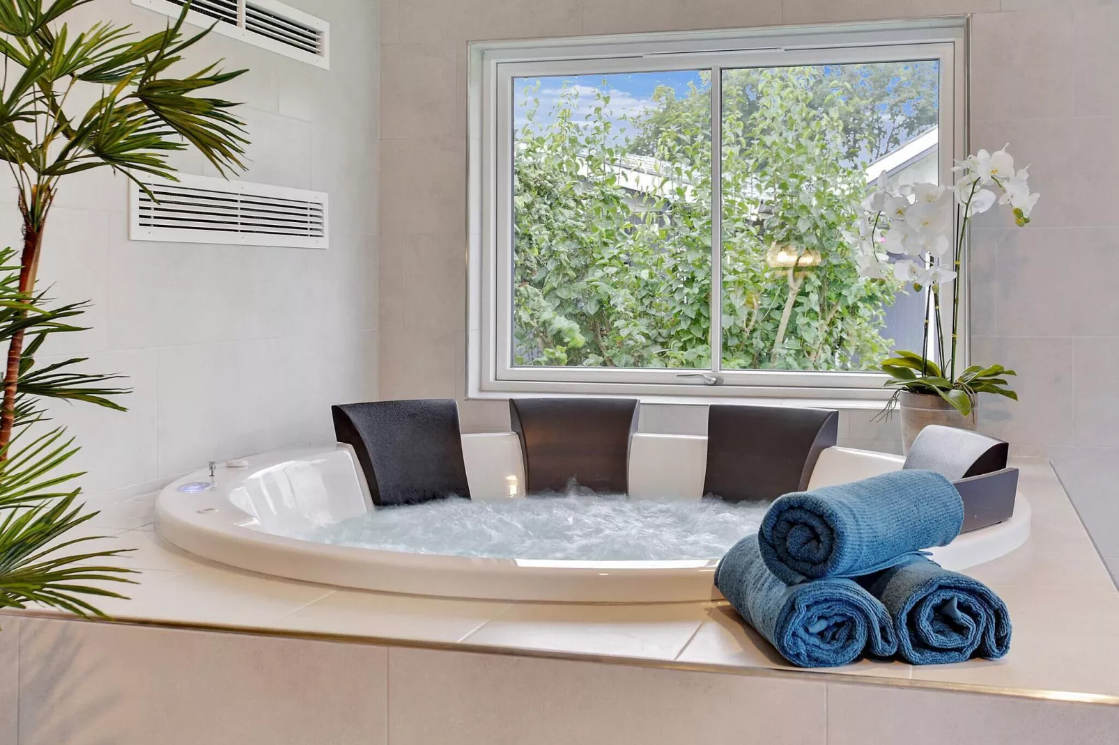 14 person holiday home in Juelsminde-Spa