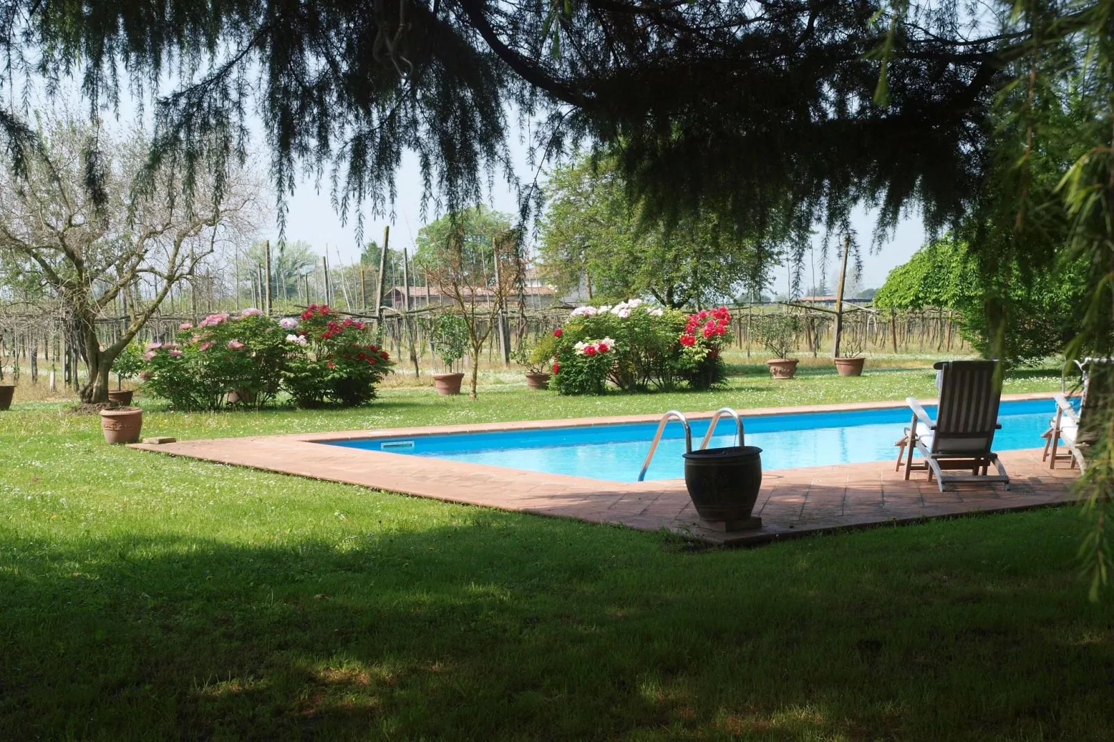 Villa La Commenda Sei-Pool