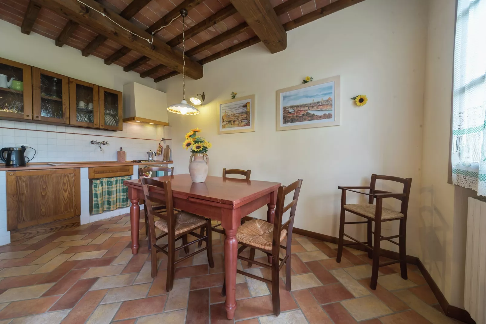 Giglio-Dining room