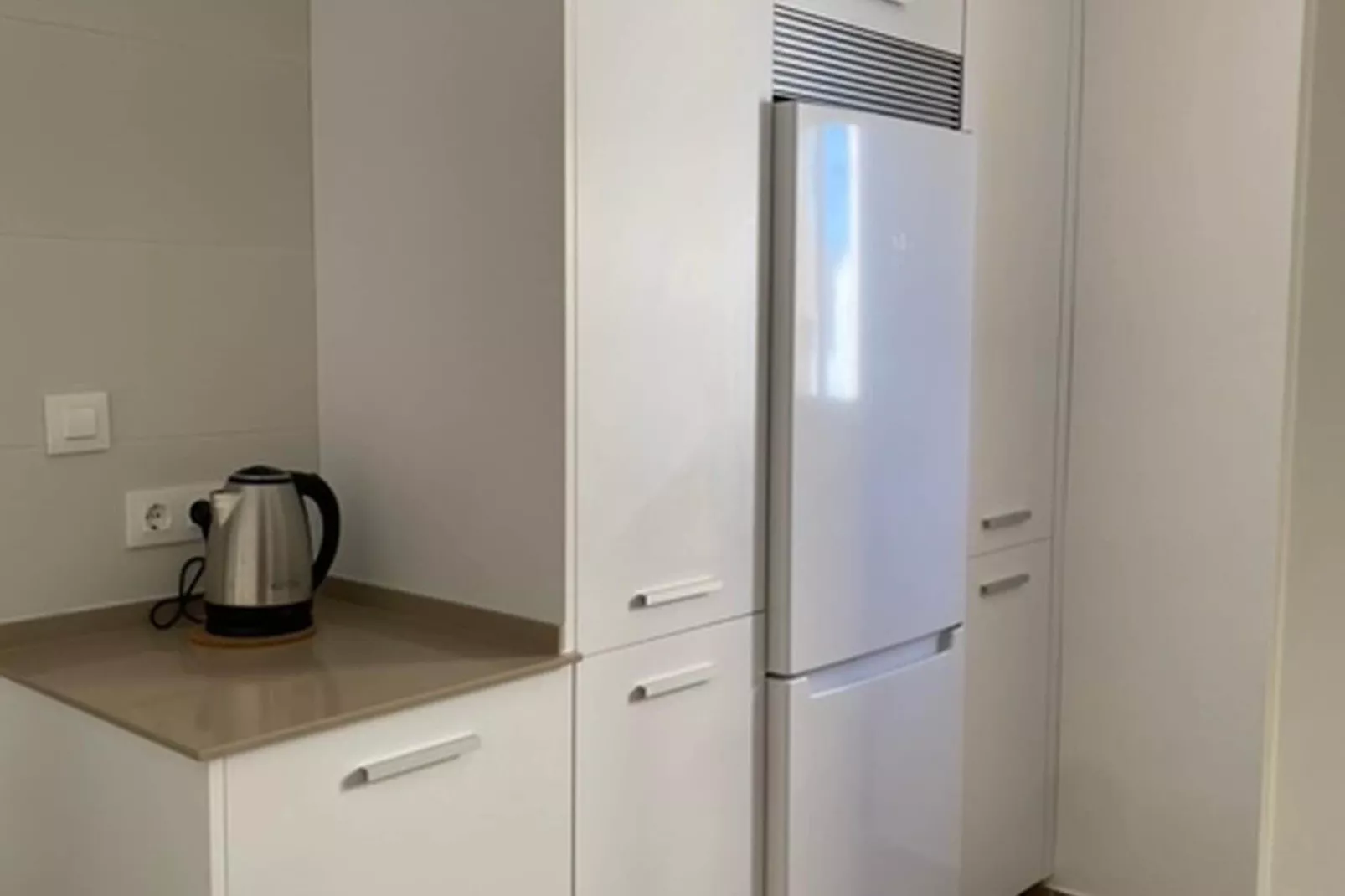Precioso apartamento en San Fernando-Kitchen