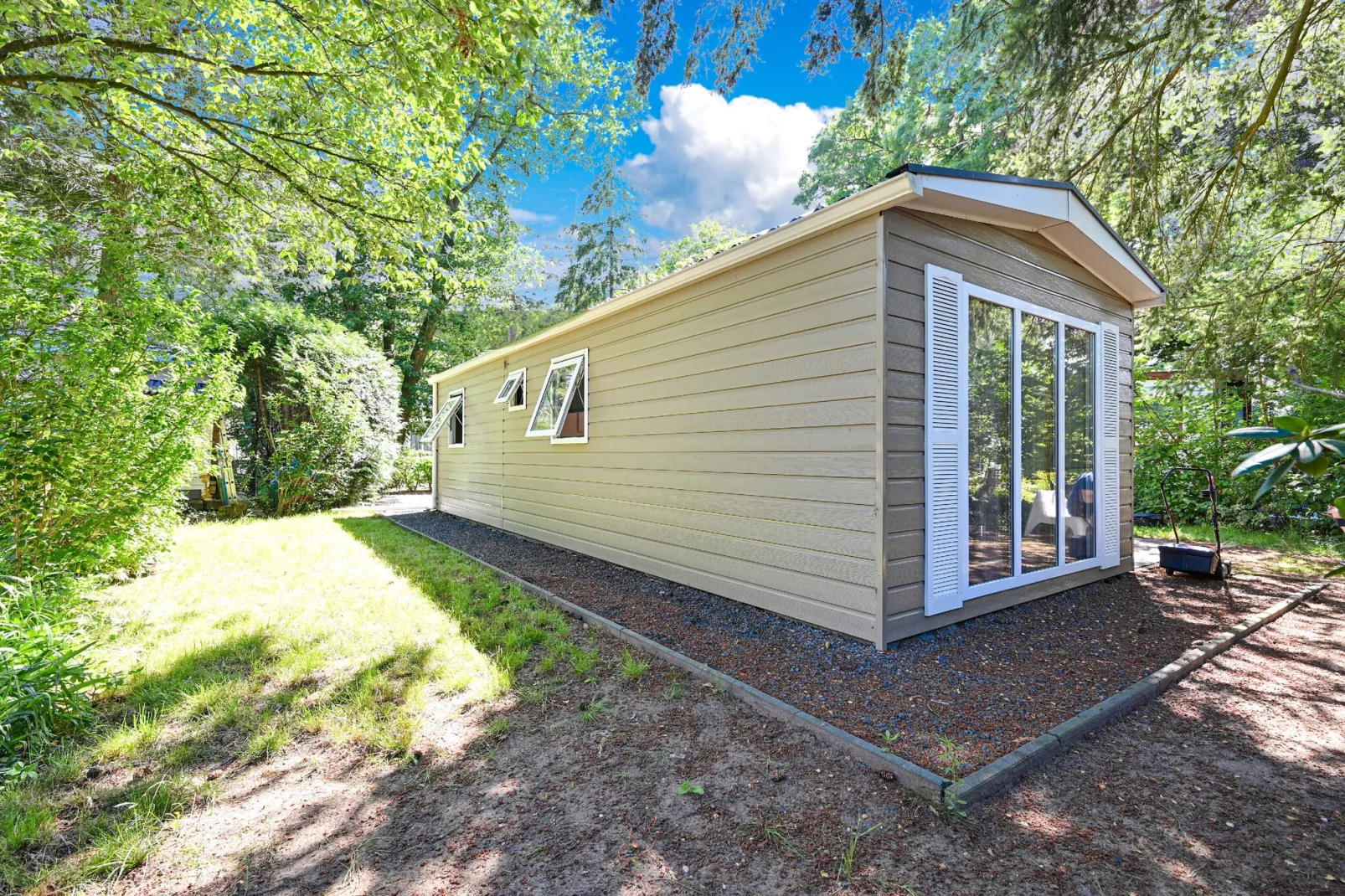 Chalet in hartje Veluwe-Extérieur été