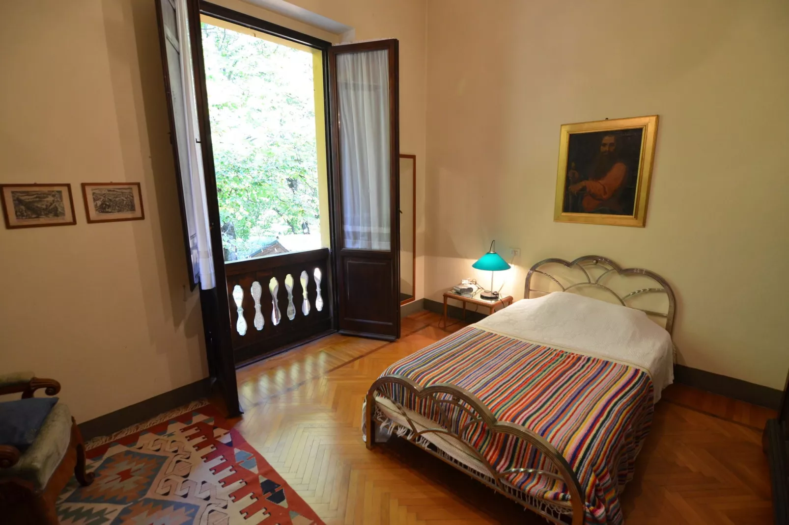 Villa La Commenda Sei-Bedroom