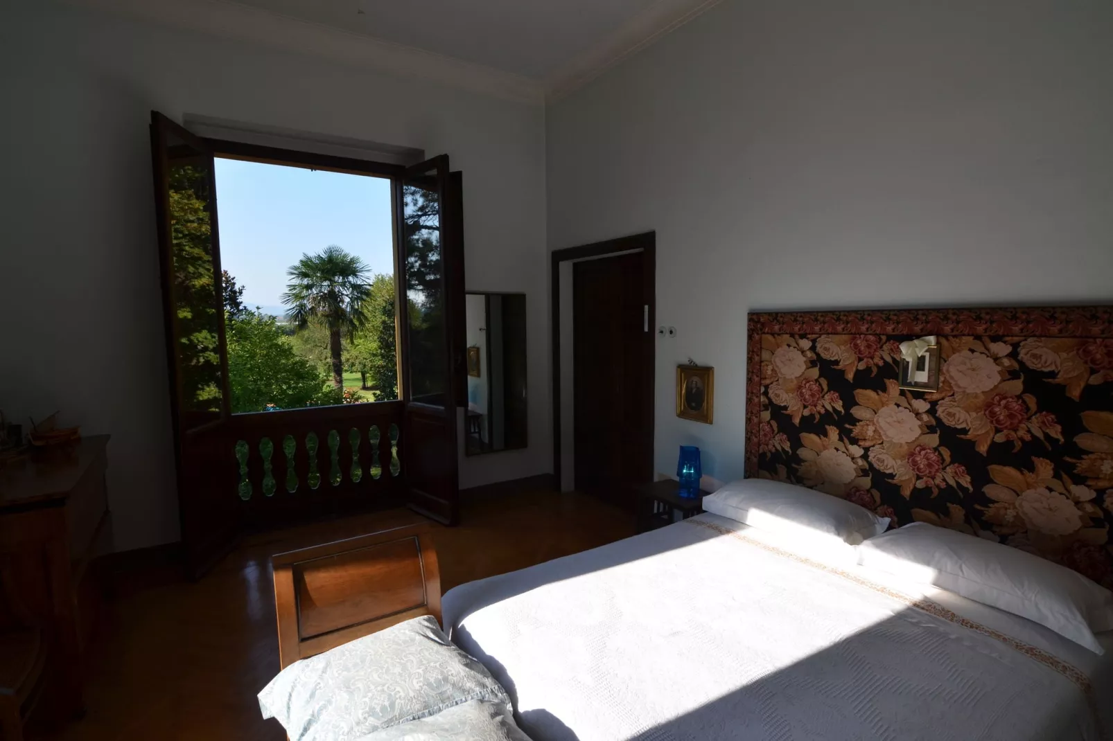Villa La Commenda Sei-Bedroom