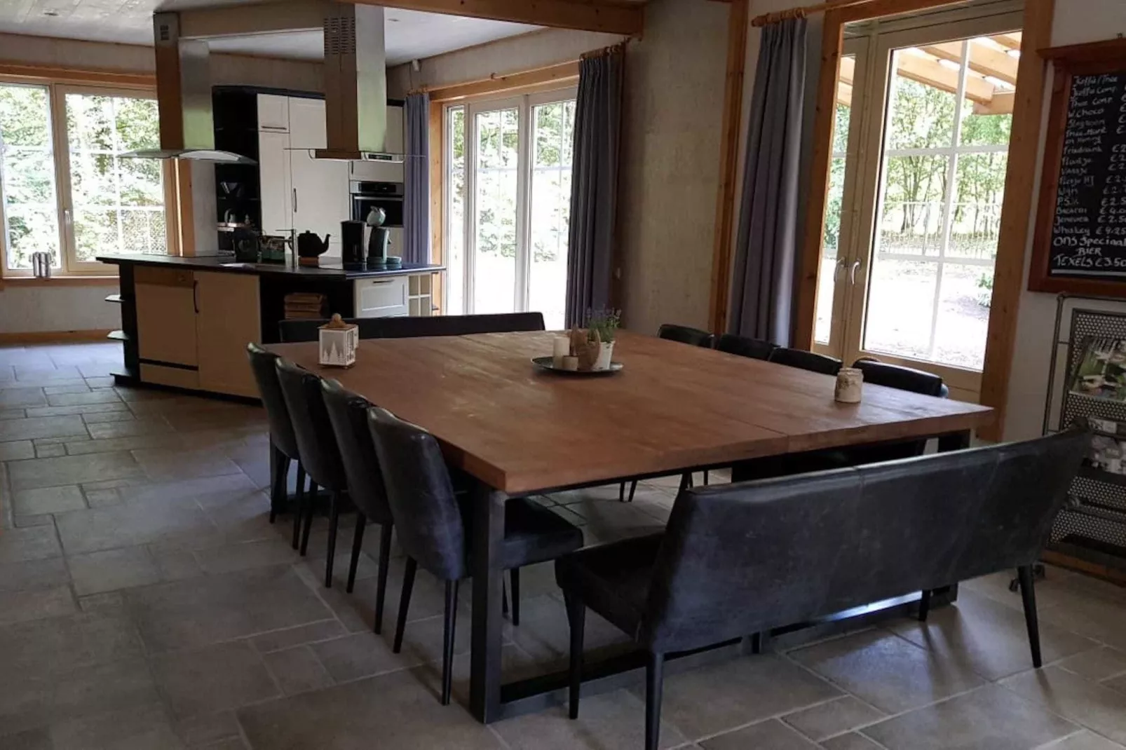 Vakantiepark De Rimboe & De Woeste Hoogte 1-Kitchen