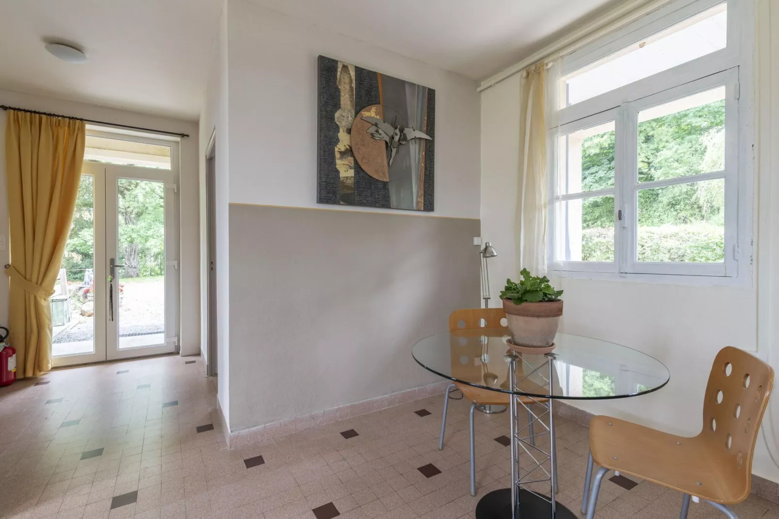 Le Bon Sentiment-Dining room