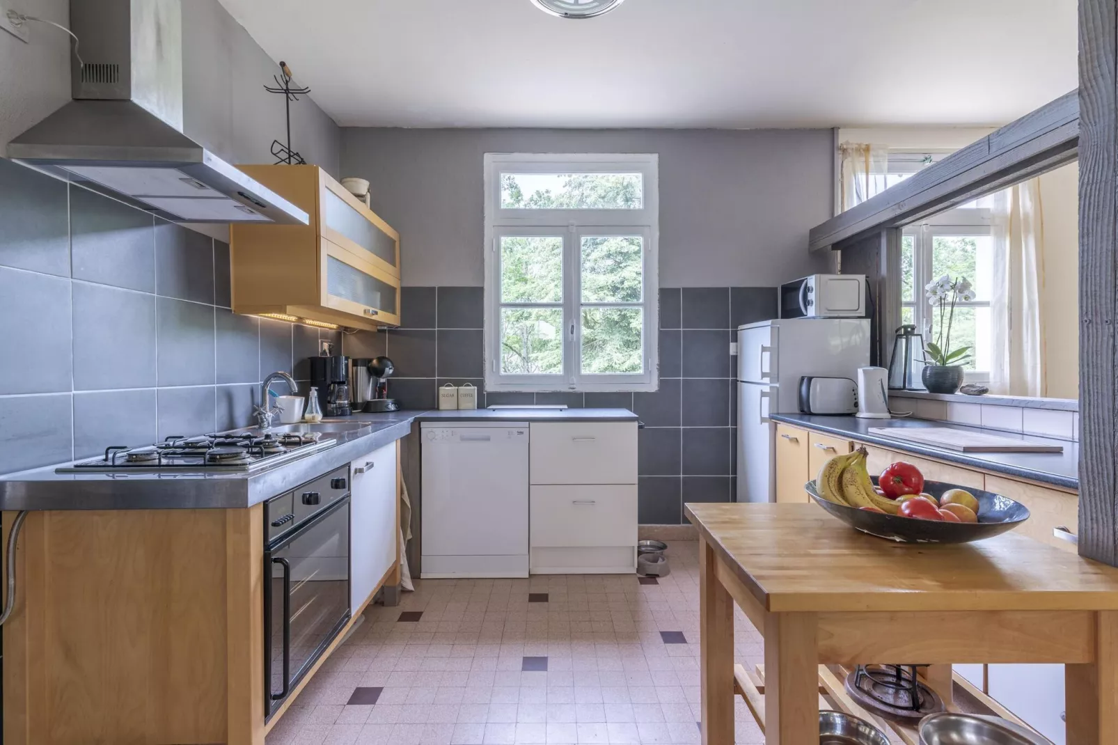 Le Bon Sentiment-Kitchen