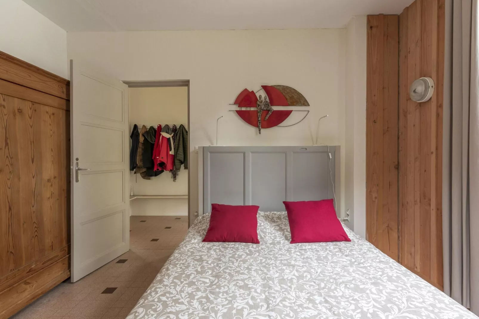 Le Bon Sentiment-Bedroom