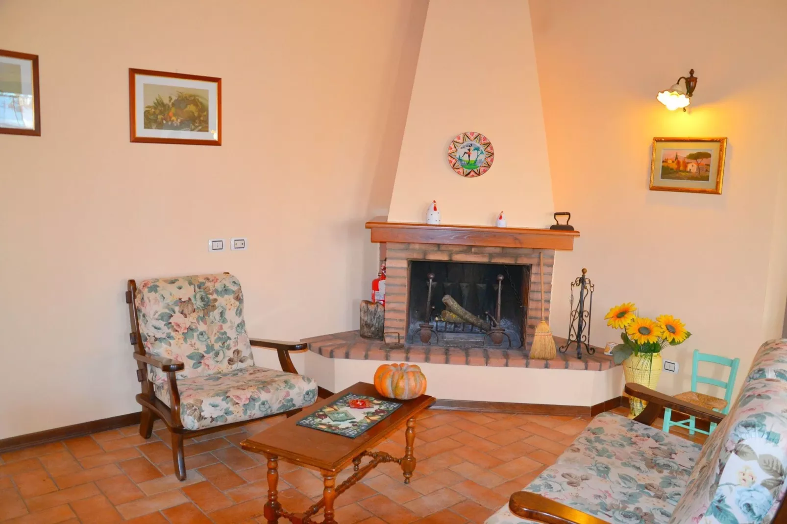Torraccia 2-Living room