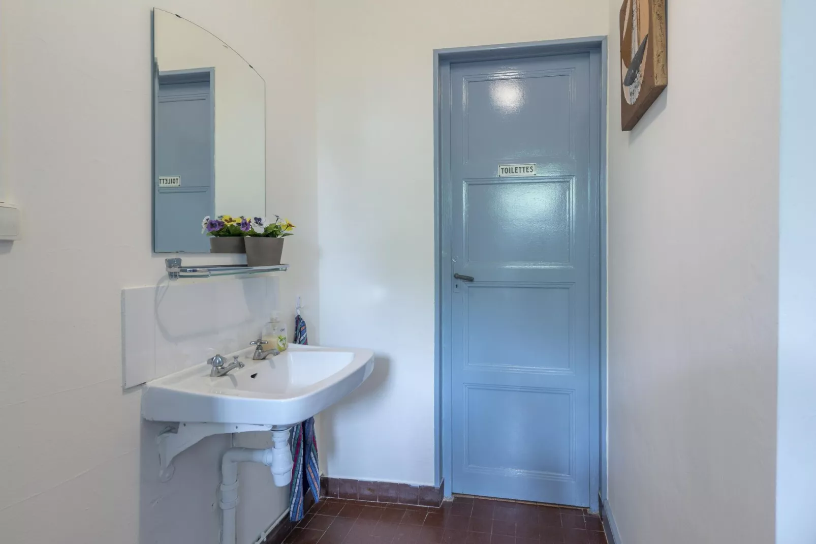 Le Bon Sentiment-Bathroom
